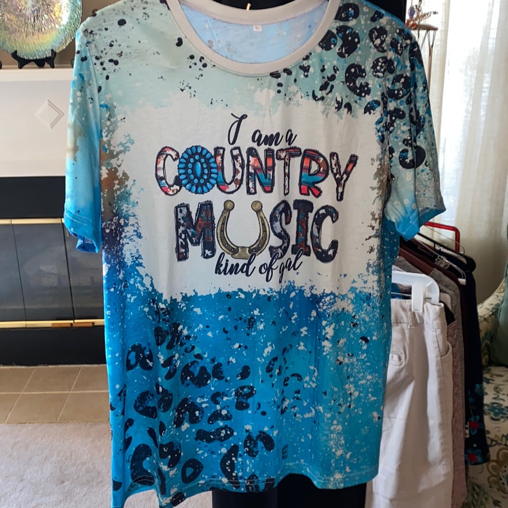 🎶🎵 COUNTRY MUSIC Kind of Gal🎵🎶.  NWOT
